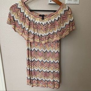 NWOT. White House black market knit top xs soft, flowey, multicolor.